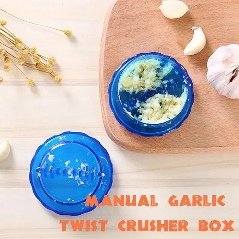 New Kitchen Multifunctional Garlic Crusher